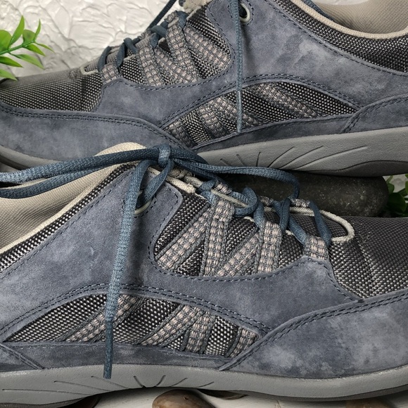 Propet Leila Rejuve Athletic Denim Suede Laced Workout Walking Shoe Size 11 - Picture 16 of 16